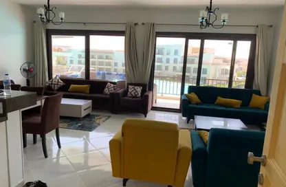 شاليه - 3 غرف نوم - 3 حمامات للبيع في مراسي - سيدي عبد الرحمن - الساحل الشمالي