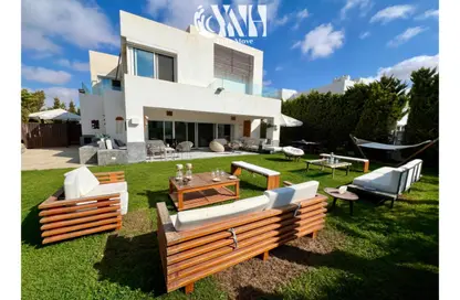 Villa - 4 Bedrooms - 5 Bathrooms for rent in Hacienda White - Sidi Abdel Rahman - North Coast