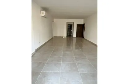 شقة - 3 غرف نوم - 3 حمامات للايجار في فيفث سكوير - التجمع الخامس - مدينة القاهرة الجديدة - القاهرة
