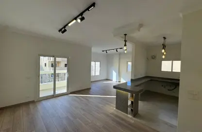 Apartment - 3 Bedrooms - 2 Bathrooms for rent in South Investors Area - New Cairo City - Cairo