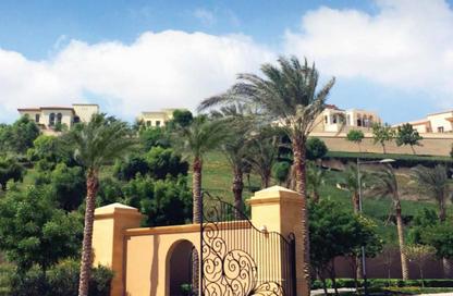 Apartment - 3 Bedrooms - 2 Bathrooms for rent in The Fourteen Golf Residences - Uptown Cairo - Mokattam - Cairo