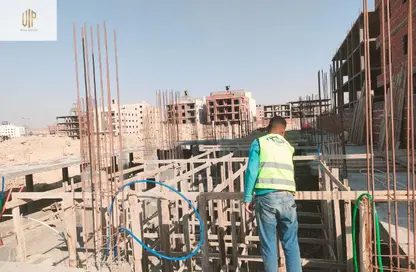 Apartment - 3 Bedrooms - 3 Bathrooms for sale in Bait Alwatan - The 5th Settlement - New Cairo City - Cairo