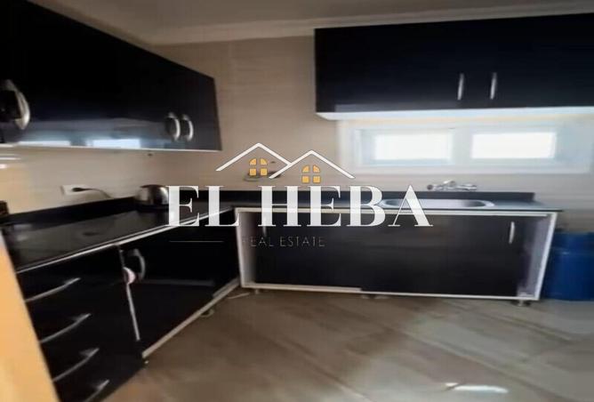 8273511 - Property Image 3