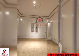 Apartment - 6 bedrooms for للايجار in Fouad St. - Raml Station - Hay Wasat - Alexandria