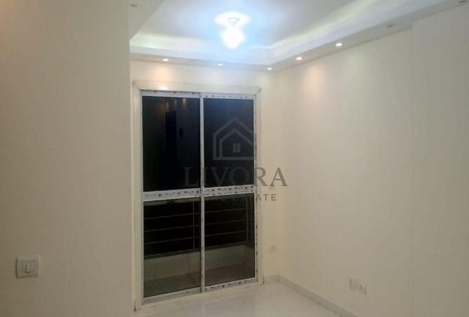 8223182 - Property Image 2