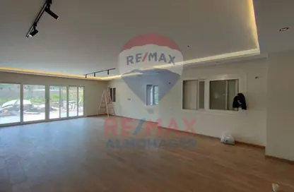 Duplex - 3 Bedrooms - 2 Bathrooms for rent in New Giza - Cairo Alexandria Desert Road - 6 October City - Giza Duplex - 3 Bedrooms - 2 Bathrooms for rent in New Giza - Cairo Alexandria Desert Road - 6 October City - Giza