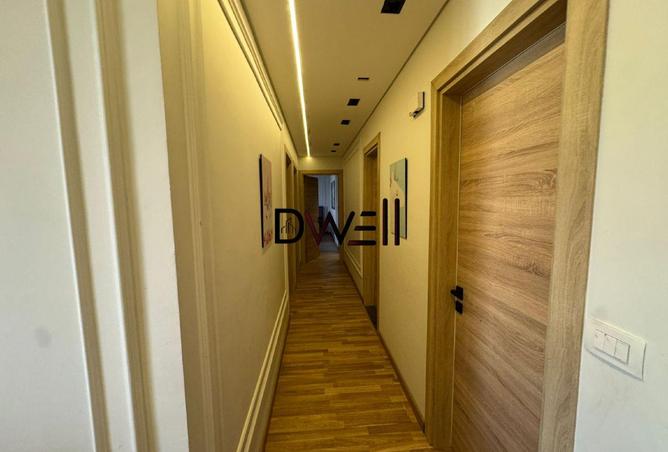 8241289 - Property Image 3