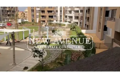 Apartment - 3 Bedrooms - 3 Bathrooms for sale in Granda Life - El Shorouk Compounds - Shorouk City - Cairo