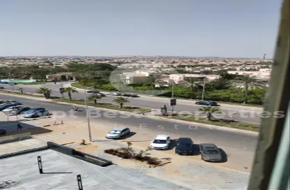 Office Space - Studio - 2 Bathrooms for sale in Centro Zayed - Sheikh Zayed Compounds - Sheikh Zayed City - Giza