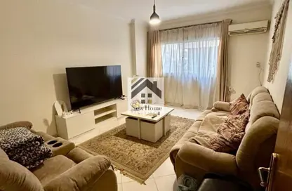 شقة - 3 غرف نوم - 3 حمامات للبيع في الهضبة العليا - المقطم - القاهرة