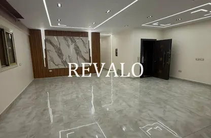 Apartment - 3 Bedrooms - 2 Bathrooms for rent in Touristic Zone 1 - Touristic Zone - Al Motamayez District - 6 October City - Giza