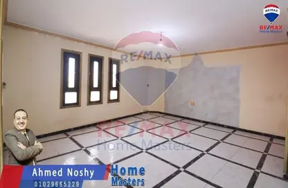Apartment - 3 Bedrooms - 3 Bathrooms for sale in Al Mashayah Street - Al Mansoura - Al Daqahlya