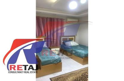 Apartment - 5 Bedrooms - 4 Bathrooms for rent in Mostafa Al Nahas St. - 6th Zone - Nasr City - Cairo