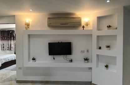 Apartment - 2 Bedrooms - 1 Bathroom for rent in American University Housing District - 5th Settlement Compounds - The 5th Settlement - New Cairo City - Cairo