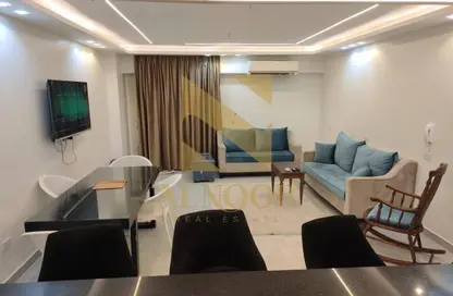 Apartment - 3 Bedrooms - 3 Bathrooms for rent in Al Khamayel city - Sheikh Zayed Compounds - Sheikh Zayed City - Giza