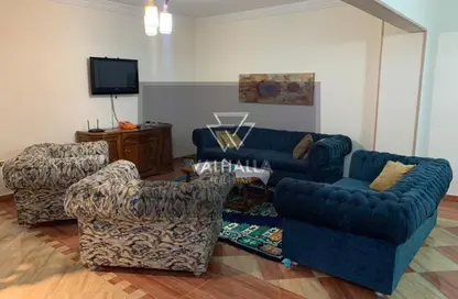 Apartment - 3 Bedrooms - 2 Bathrooms for rent in Mohamed Anis St. - Zamalek - Cairo Apartment - 3 Bedrooms - 2 Bathrooms for rent in Mohamed Anis St. - Zamalek - Cairo