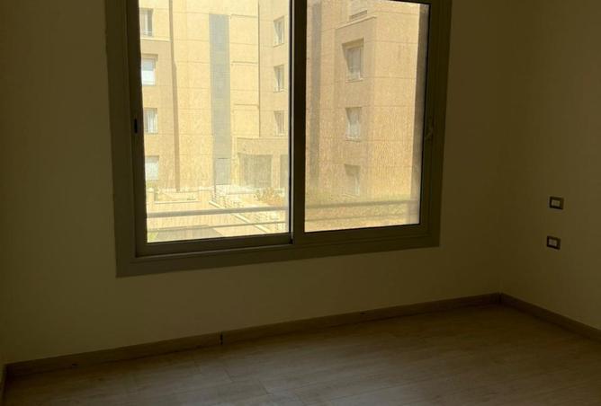 8233411 - Property Image 3