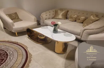 Apartment - 3 Bedrooms - 3 Bathrooms for rent in Fifth Square - The 5th Settlement - New Cairo City - Cairo