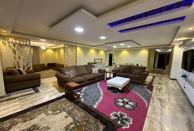 4824888 - Property Image 2