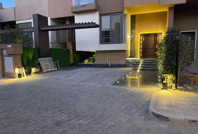 8275200 - Property Image 2