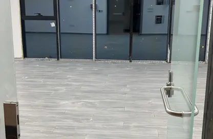 Office Space - Studio - 1 Bathroom for rent in Hyde Park Business District Mall - South Teseen St. - The 5th Settlement - New Cairo City - Cairo
