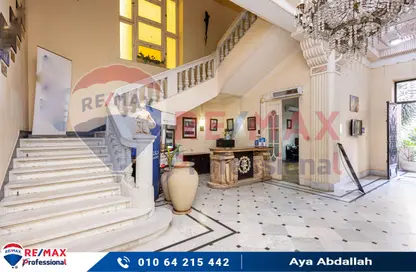Villa - 7+ Bedrooms - 7 Bathrooms for rent in Abdel Salam Aref St. - Laurent - Hay Sharq - Alexandria