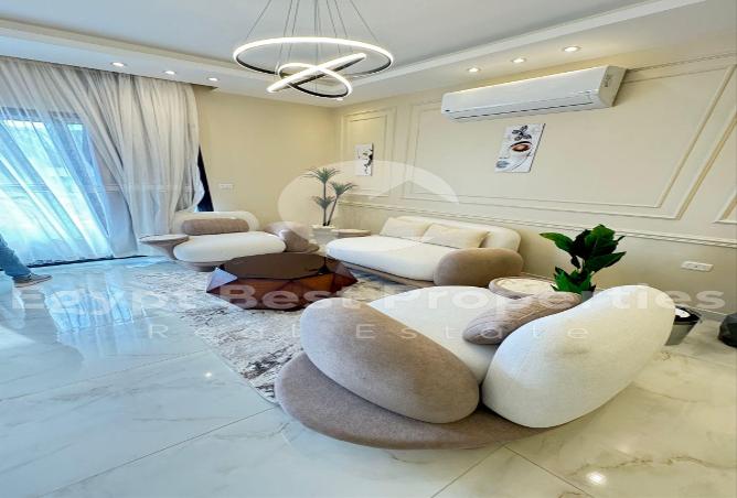 8007943 - Property Image 2