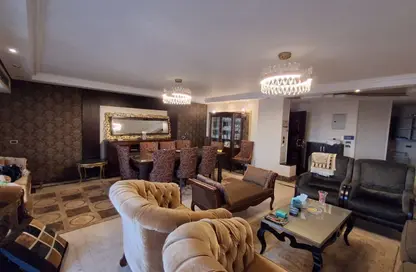 Apartment - 3 Bedrooms - 3 Bathrooms for sale in Ismailia Square - El Ismailia Square - Heliopolis - Masr El Gedida - Cairo