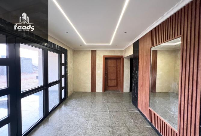 7944744 - Property Image 3