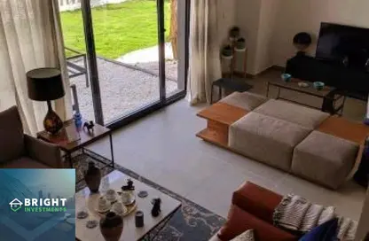 شقة - 2 غرف نوم - 2 حمامات للبيع في كمبوند البروج - كمبوندات الشروق - مدينة الشروق - القاهرة