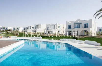 Chalet - 3 Bedrooms - 2 Bathrooms for sale in Mountain View - Ras Al Hekma - North Coast