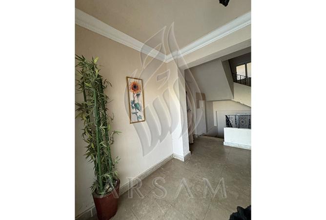 8197611 - Property Image 2