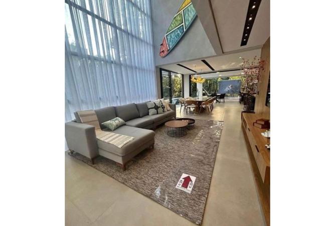 7908933 - Property Image 3