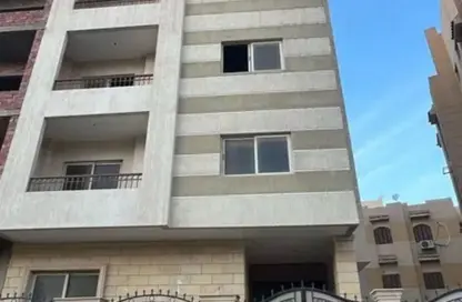Whole Building - 3 Bedrooms - 2 Bathrooms for sale in South Investors Area - New Cairo City - Cairo