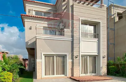 Villa - 7 Bedrooms - 6 Bathrooms for sale in Vee Muruj - Smouha - Hay Sharq - Alexandria