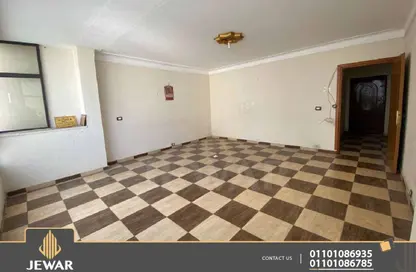 Apartment - 2 Bedrooms - 1 Bathroom for sale in Smouha - Hay Sharq - Alexandria