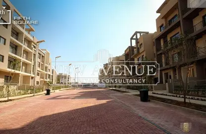 Apartment - 3 Bedrooms - 3 Bathrooms for sale in Moon Residences - Fifth Square - The 5th Settlement - New Cairo City - Cairo