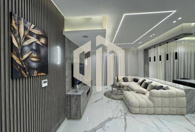 8207007 - Property Image 2