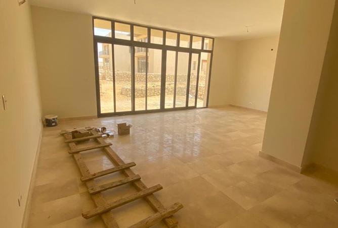 8321300 - Property Image 3