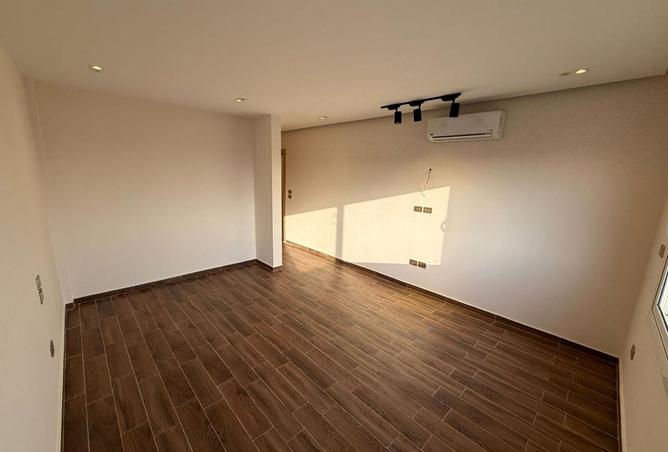 8471504 - Property Main Image