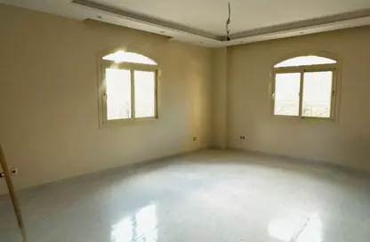 شقة - 3 غرف نوم - 1 حمام للايجار في شارع الجزيرة - المستثمرين الجنوبية - مدينة القاهرة الجديدة - القاهرة