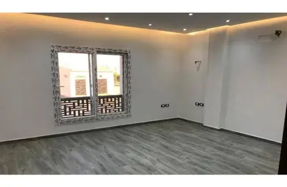 شقة - 3 غرف نوم - 1 حمام للايجار في الحي السابع - الشيخ زايد - الجيزة