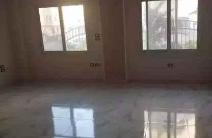 Apartment - 3 Bedrooms - 2 Bathrooms for rent in Mohamed Naguib Axis - Abou El Houl - New Cairo City - Cairo