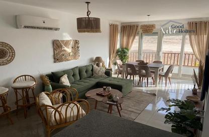 Chalet - 2 Bedrooms - 2 Bathrooms for rent in Almaza Bay - Qesm Marsa Matrouh - North Coast