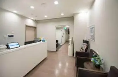 Clinic - Studio - 1 Bathroom for sale in Space mall gates - 26th of July Corridor - 6 October City - Giza