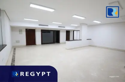 Office Space - Studio - 5 Bathrooms for rent in Street 207 - Degla - Hay El Maadi - Cairo