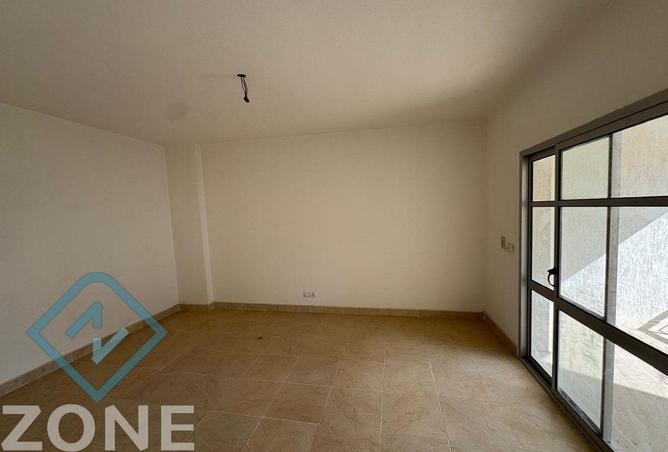 8144292 - Property Image 3