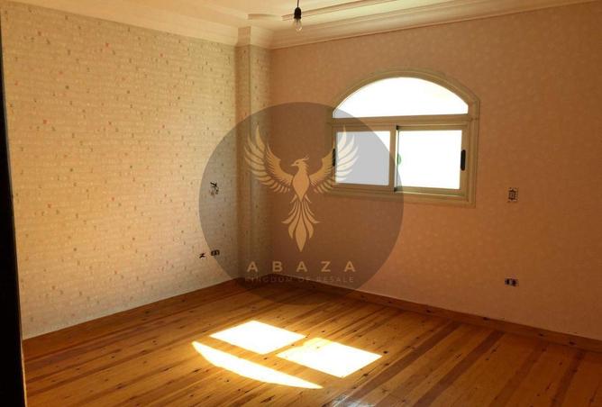 8263433 - Property Image 2