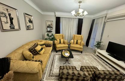 Apartment - 2 Bedrooms - 1 Bathroom for rent in El Rehab Extension - Al Rehab - New Cairo City - Cairo