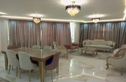 Apartment - 3 Bedrooms - 3 Bathrooms for rent in Abdel Moneim Riad St. - Mohandessin - Giza